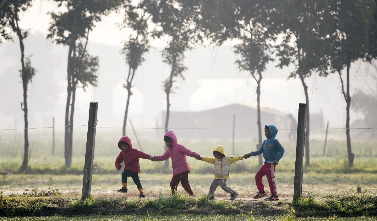 मध्य प्रदेश के पन्ना जिले में पुलिसकर्मी ने एक थाने में गरीब बच्चों को पढ़ाने के लिए शुरू की कक्षा